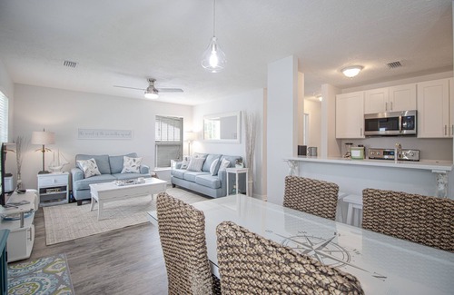 Gulfport Cottage | Seas the Day Cottage