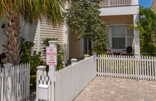 Old Town House | SEAS THE DAY~ Newly Built Townhome in Perfect Location with Community Pool!