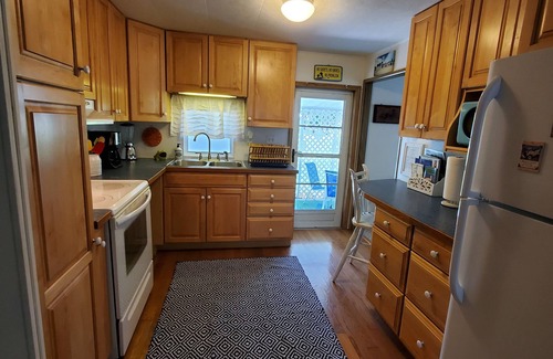 Grove City House | SEAS THE DAY