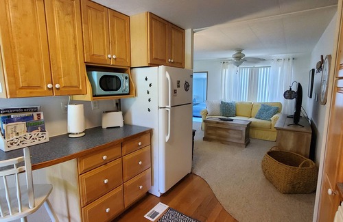 Grove City House | SEAS THE DAY