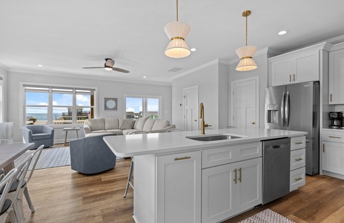 Emerald Isle House | Seas Your Moment - NEW CONSTRUCTION, Pool, Elevator, VERY Short Walk to Beach