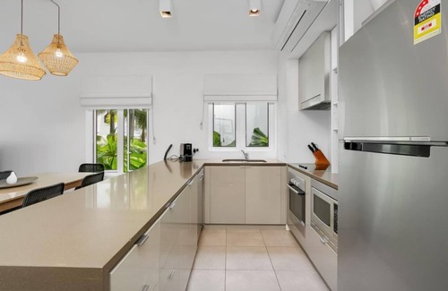 Port Douglas Apartment | Seascape Holidays at The Beach Club Apartment