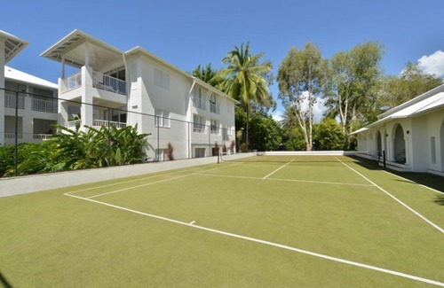 Port Douglas Apartment | Seascape Holidays Studio Apartment 44 at Portsea