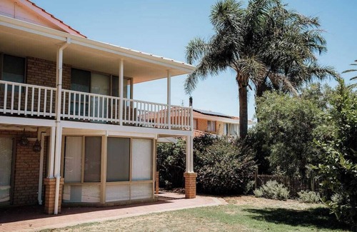 Eagle Bay House | Seascape - Where Coastal Fun and Adventure Meet