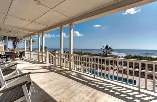 Isle of Palms House | Seascapes~ 714 Ocean Blvd. Charming, Ocean Front, Private Pool