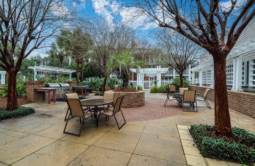 Baytowne Wharf Apartment | Seashell Shuffle at Pilot House