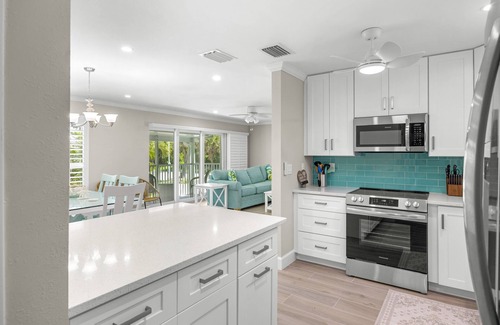 Sanibel Condo | SeaShells 16 – Now Available! Stunning newly remodeled condo on Sanibel’s west e