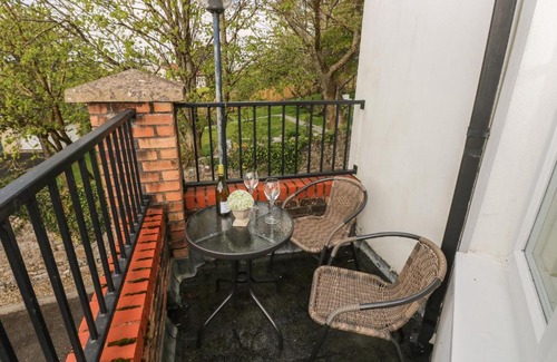 Tenby Apartment | Seashells