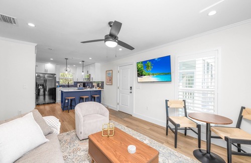 Sanibel Condo | Seashells of Sanibel Unit 38- Bright 2-Bedroom Condo Steps from the Sand & Pool