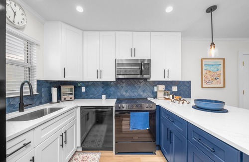 Sanibel Condo | Seashells of Sanibel Unit 38- Bright 2-Bedroom Condo Steps from the Sand & Pool
