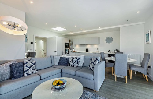 Mortehoe Apartment | Seashore -W18 - Three Bedroom Apartment, Sleeps 6