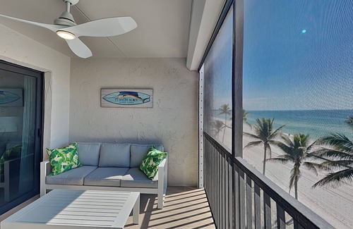 Mid Island Condo | Seaside 405 | Gulf-Front Condo, Renovated, Stunning Views + Beach Access!