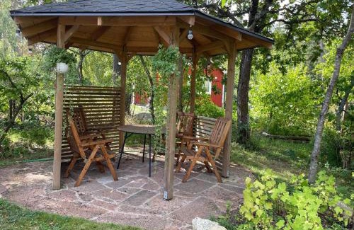 Storlinge House | Seaside Apartment Close to Borgholm