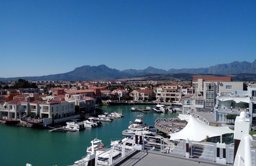 Gordon's Bay Apartment | Seaside Apartment in Gordon's Bay