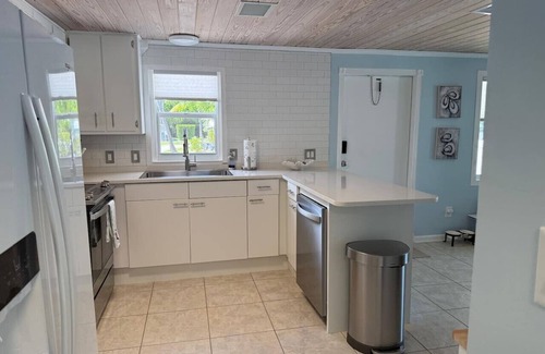 Marathon House | Seaside Bungalow Florida Keys