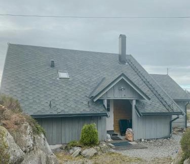 Radoy House | Seaside Cabin With Archipelago Views In Radøy