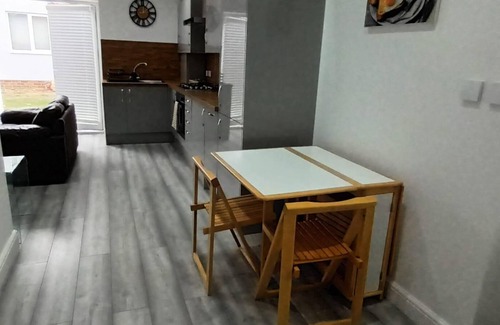 Warden Ski Chalet | Seaside Escape Chalet in Leysdown-on-Sea