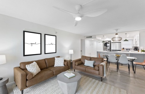 Satellite Beach Condo | Seaside Escape – Ground-Floor Condo with Panoramic Ocean Views, Steps to Beach & Pool 🏝️