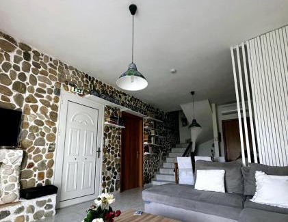 Pangaio House | Seaside Green Villa