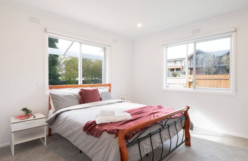 Dromana House | Seaside Haven Cottage