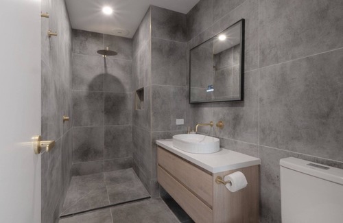 Dromana House | Seaside Haven Cottage