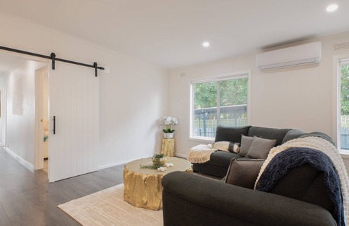 Dromana House | Seaside Haven Cottage