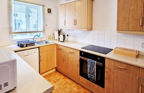 Falmouth House | Seaside Holiday Cottage outskirts of Falmouth , many facilities , desirable!