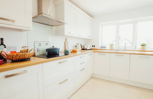 Bridlington House | SEASIDE HOUSE, pet friendly, character holiday cottage in Bridlington