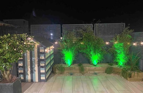 Swalecliffe House | Seaside luxury escape - 2 mins to beach, shops, restaurants.