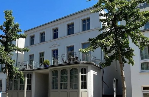Warnemuende Apartment | Seaside pleasure, fairytale living by the sea - Haus Sterntaler