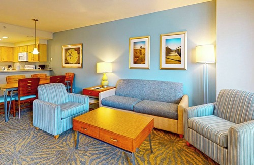 Seaside Gilbert District Condo | Seaside Resort - Deluxe 2 Bedroom 2 Bath - Assignment 4