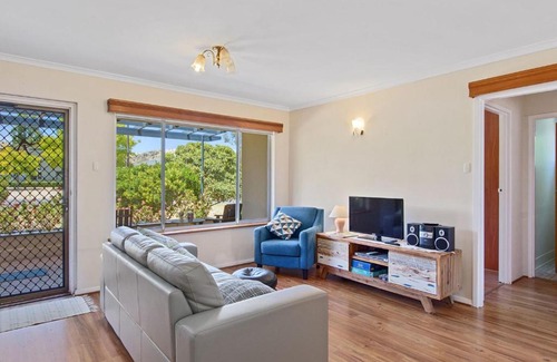 Carrickalinga House | Seaside retreat 81 Laronde