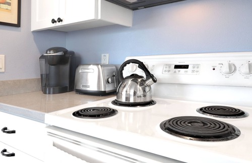 Dillon Beach House | Seaside Serenity: 3-Bedroom Cottage Steps from the Beach!