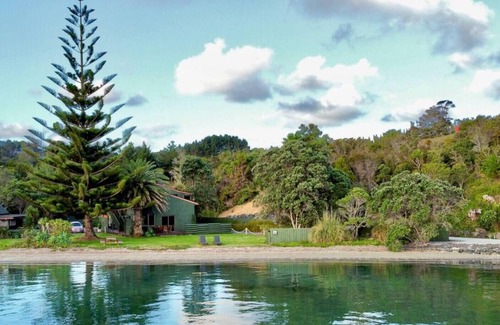 Parua Bay House | Seaside Serenity in Parua Bay