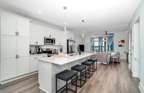 Morehead City House | Seaside Serenity - Sleep 10