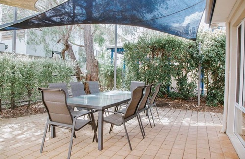 Dunsborough House | Seaside Serenity Villa