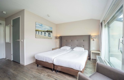 Westkapelle Hotel | Seaside Serenity with Garden Seating, Outdoor Pool and Beach Trails