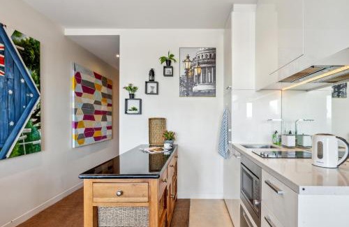 Frankston Apartment | Seaside Studio Apartment in Frankston, Melbourne