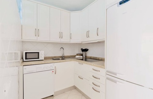 San Agustin Apartment | ★ Seaside Studio w/Sunset Views + Fast Wifi ★