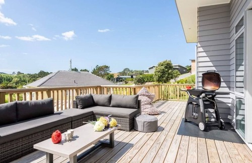 Mangawhai Heads House | Seaside Style – Mangawhai Holiday Home