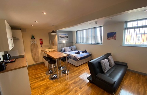 Blackpool Town Center Apartment | Seaside Suites -Apt 5