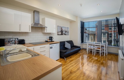 Blackpool Town Center Apartment | Seaside Suites -Apt 5