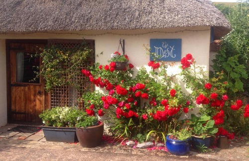 Liverton Cottage | Seaside Thatched Devon Cottage just for two.