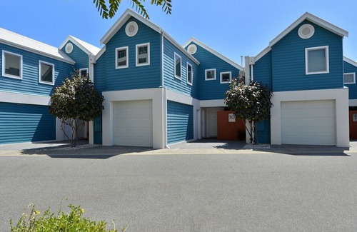 Mandurah Apartment | Seaside Villa 10.1 - 1 Bedroom Apartment