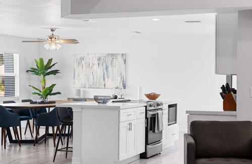 Fort Myers Villa | Seaside Villa Coral Point, renovated, south facing, in 2 minutes on open river