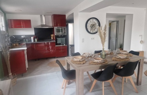 Serignan Apartment | Seaside villa