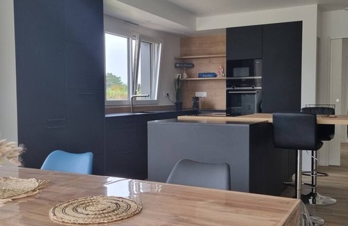 Santec Villa | Seaside villa - Spa, paddle - Rated 4 stars, Villa bord de mer - Spa, paddle - 4 étoiles