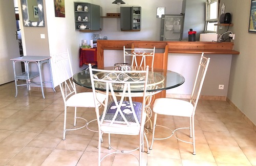 Pineto Villa | SEASIDE VILLA, TERRACE AND GARDEN IN PINEDE PROMOTION JULY AUGUST 200€