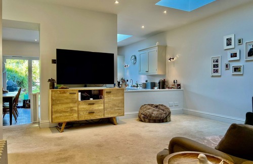 New Forest District Cottage | Seaside Village Springfield Cottage