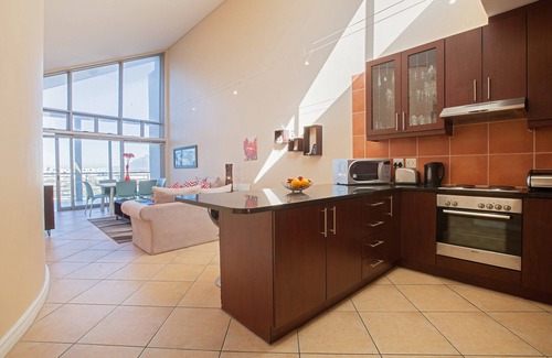 Bloubergstrand Apartment | Seaside Village B24 by CTHA
